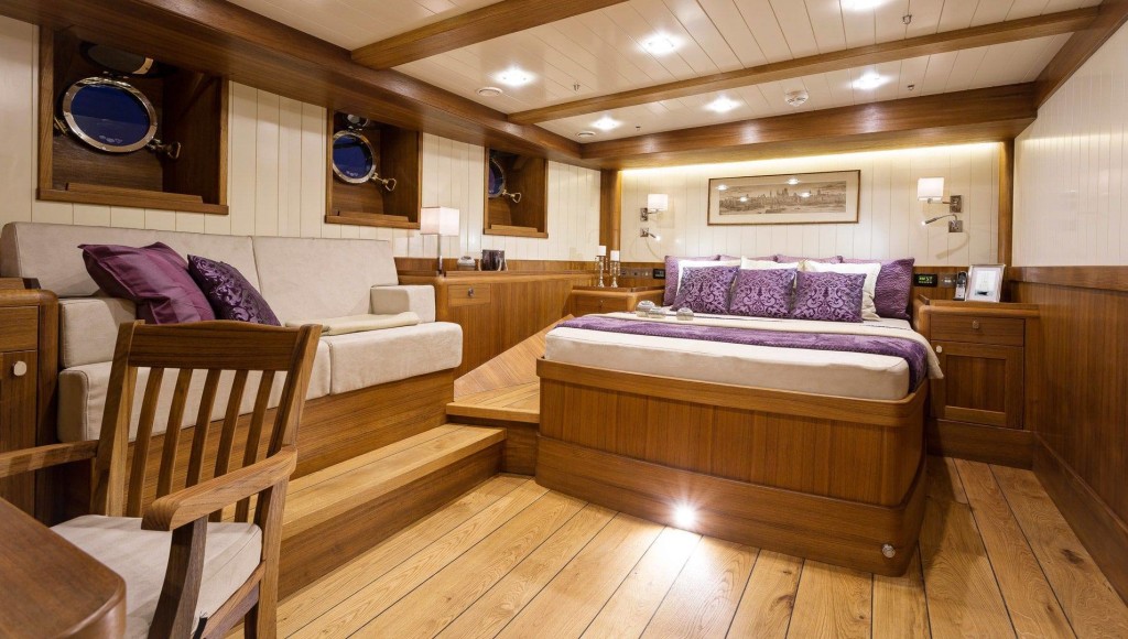Malcolm Miller Yacht 5